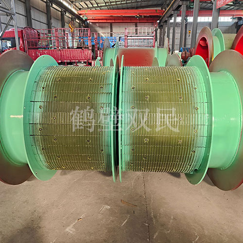 鑿井絞車廠家生產(chǎn)的2JTP-1.2×0.8P礦用提升絞車發(fā)貨！